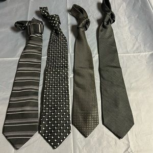 Neck tie bundle